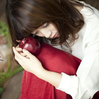 微信姐妹头像一左一右吧_刻苦铭心的伤痛