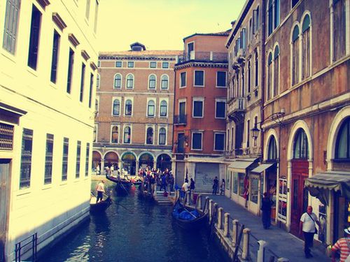 感觉很好看的欧美街景图集 思念划过我的指尖,幸福着流下的泪