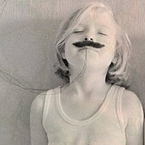 好看的情侣头像一男一女_看着你对我那无言的温柔 我的心被你触动