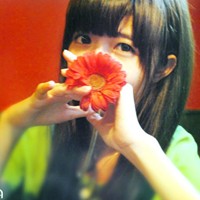 回忆就像美好的梦幻_非主流唯美女生微信头像