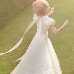 小清新的姐妹头像一左一右 勇敢的追逐自己的梦