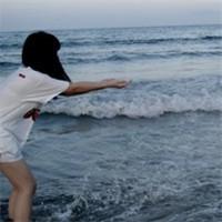 小清新的姐妹头像一左一右 勇敢的追逐自己的梦