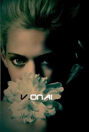 非主流黑色视觉人物图片:阳光明媚,却给我无限恐慌