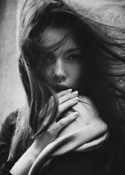 颓废范个性时尚欧美女图 总有一些人，总是孤单着一个人