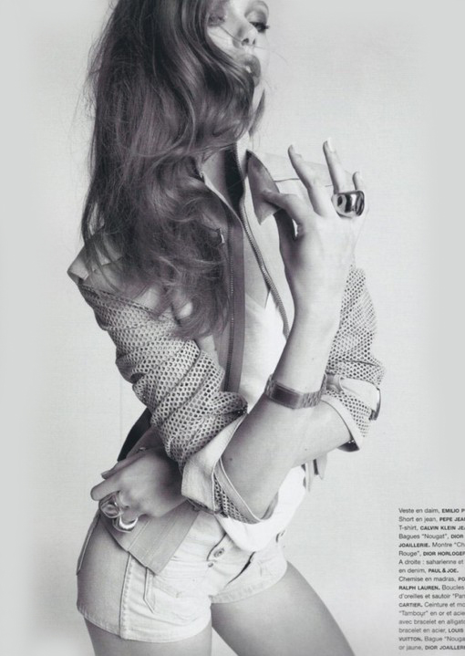 颓废范个性时尚欧美女图 总有一些人，总是孤单着一个人