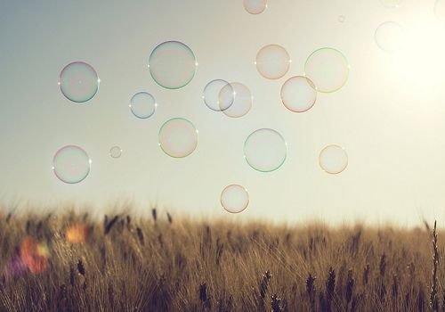 唯美意境LOMO梦幻泡泡美图 你不能理解的太多,你能明了的太少