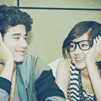 唯美小清新微信情侣头像一左一右_兜兜转转我回到你身边