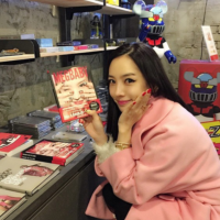 明媚动人的微信女生头像 离开你我才发现自己那爱笑的眼睛