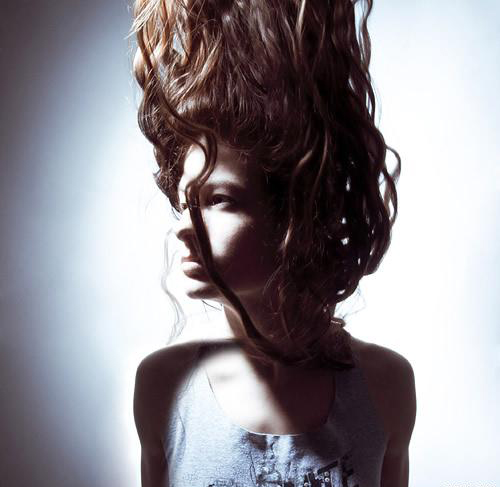 情感日志专用的彩色插图图片_陌上红尘,遇上谁,爱上谁