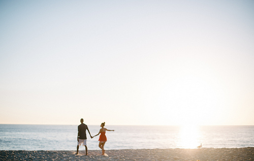浪漫清新的个性情侣大图 一个人对你坏了再好，只会让你更想逃