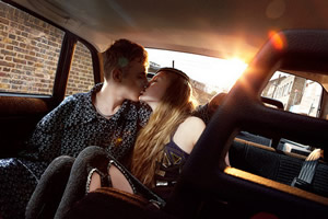 青春印记的非主流空间情侣图片_你眼眸里的温柔我多渴望拥有