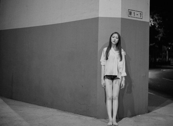 最新的黑白伤感图片唯美2017 找不到当初的热情