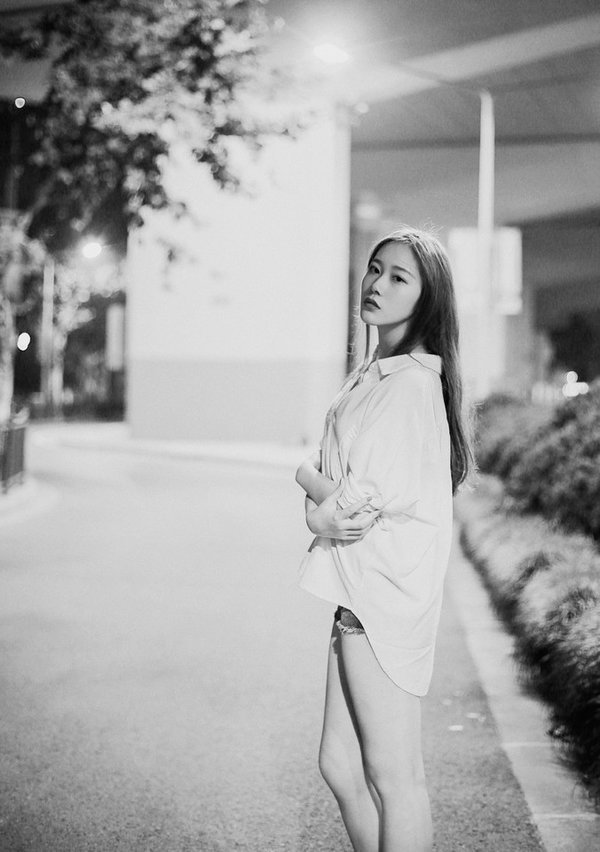 最新的黑白伤感图片唯美2017 找不到当初的热情