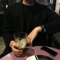 微信头像男成熟稳重大叔控精选 你是年少的欢喜