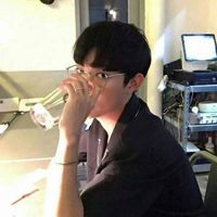 微信头像男成熟稳重大叔控精选 你是年少的欢喜