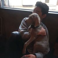 微信男生头像简单清新黑白 从来不用回忆因为你不曾远离