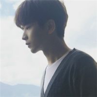 个性男生戴口罩侧脸帅气头像 狭路相逢勇者胜温柔只给意中人