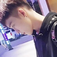 个性男生戴口罩侧脸帅气头像 狭路相逢勇者胜温柔只给意中人