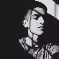 个性十足的欧美男生微信头像大全 想做你的盖世英雄