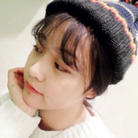 长发女生可爱头像 一退再退只会让人得寸进尺