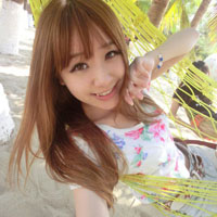 长发女生可爱头像 一退再退只会让人得寸进尺