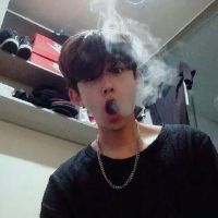 2017高冷帅气的男生微信头像超拽 善心不该惯着不识好歹的人