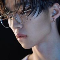 2017高冷帅气的男生微信头像超拽 善心不该惯着不识好歹的人