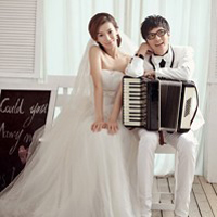 2017幸福情侣婚纱微信头像 幸福从和你牵手开始