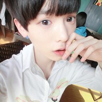 英俊潇洒的男生个性头像_余情未了难免庸人自扰