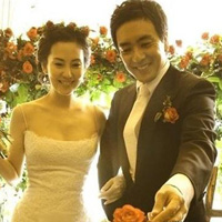 2017幸福情侣婚纱微信头像 幸福从和你牵手开始