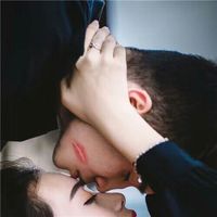 最新好看的情侣kiss头像大全 情侣拥抱亲吻的甜蜜头像大全