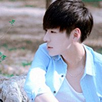 帅气男生微信头像 爱情并不需要太多的修饰