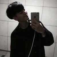 最新的男生微信头像港风大全 握不住的沙干脆扬了它