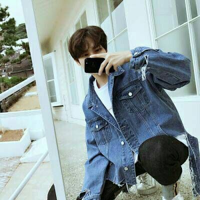 阳光大男孩微信头像