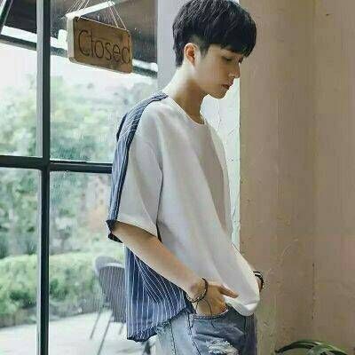 阳光大男孩微信头像