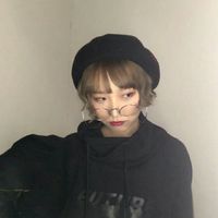 个性十足微信女生帅气头像
