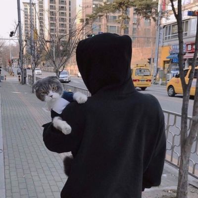 帅气成熟的微信男生头像