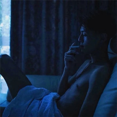 颓废伤感微信男生个性头像