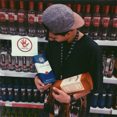 颓废伤感微信男生个性头像