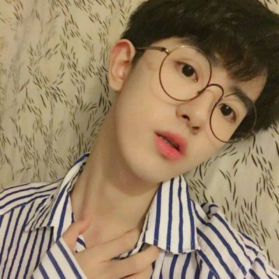 帅气侧颜小鲜肉微信精选头像