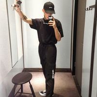 冷酷帅气欧美男生微信精选头像