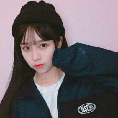 潮流小清新美女个性微信头像下载