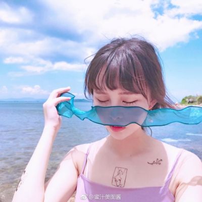 潮流小清新美女个性微信头像下载