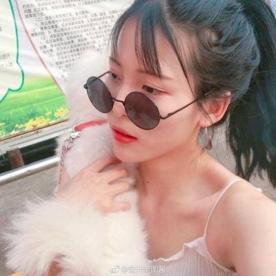 潮流小清新美女个性微信头像下载