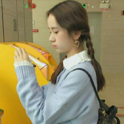 潮流小清新美女个性微信头像下载