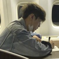 清新洒脱微信男生头像下载