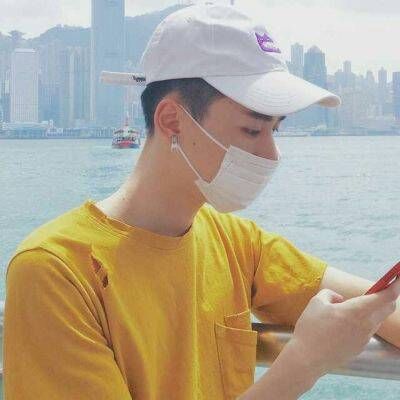 帅气冷酷小鲜肉微信头像下载