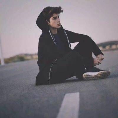 霸气欧美范微信男生头像下载