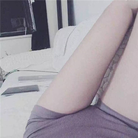 性感迷人大胸美女系列微信头像合集下载