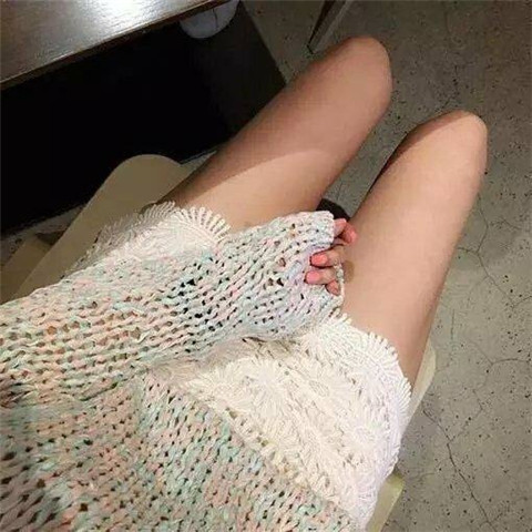 性感迷人大胸美女系列微信头像合集下载